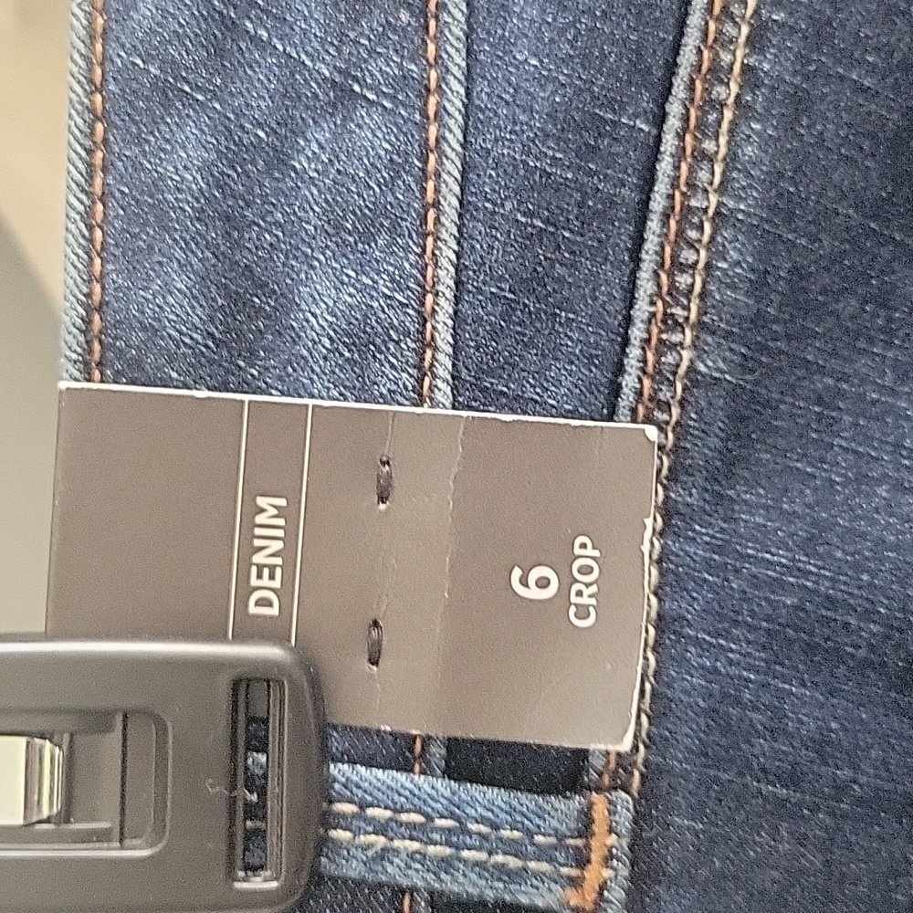NWT WHBM Jeans size 6/28 - Picture 4 of 8